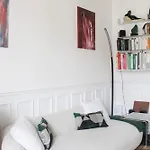 Bright Apartment With View And Comfort