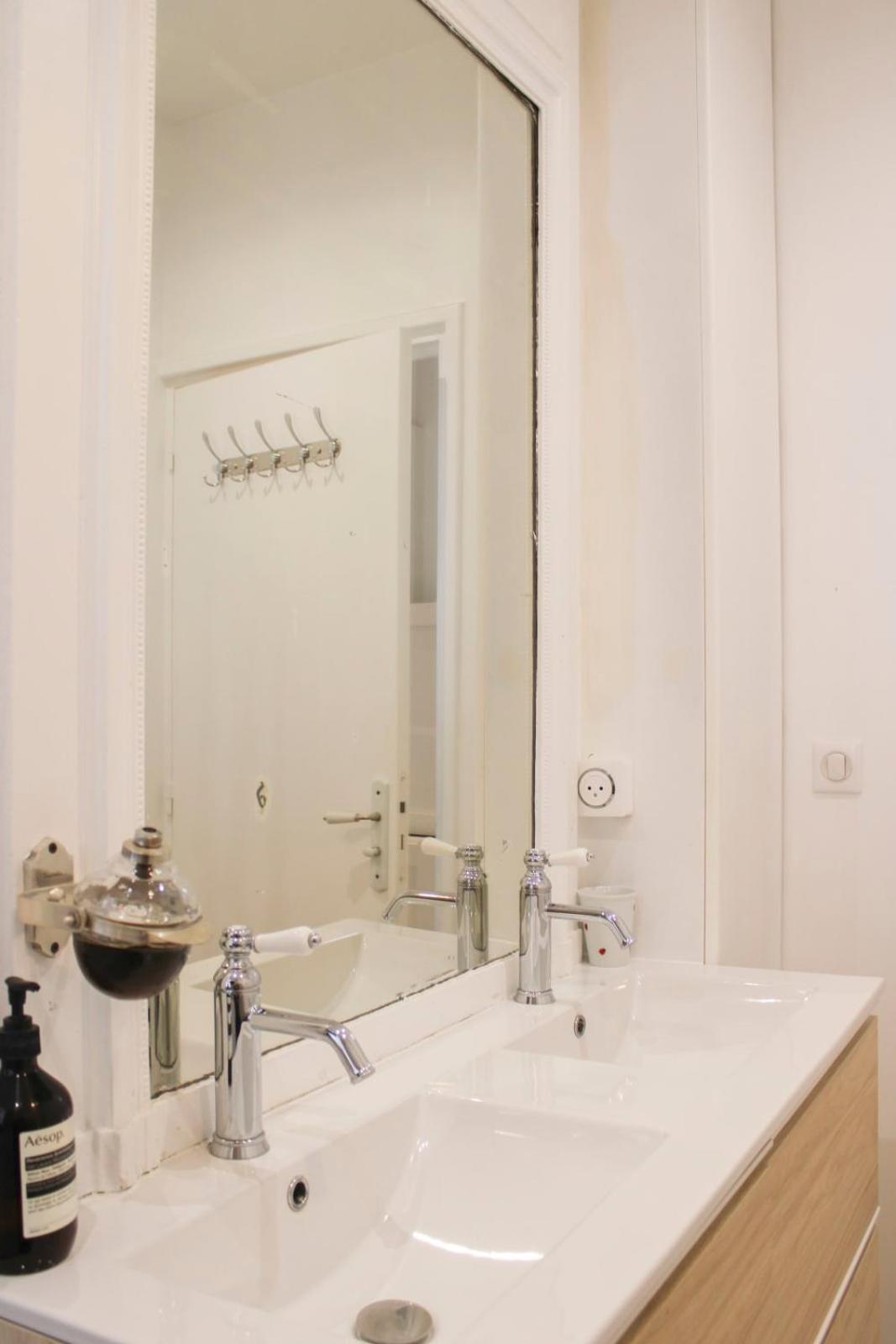 Appartamento Bright With View And Comfort Parigi