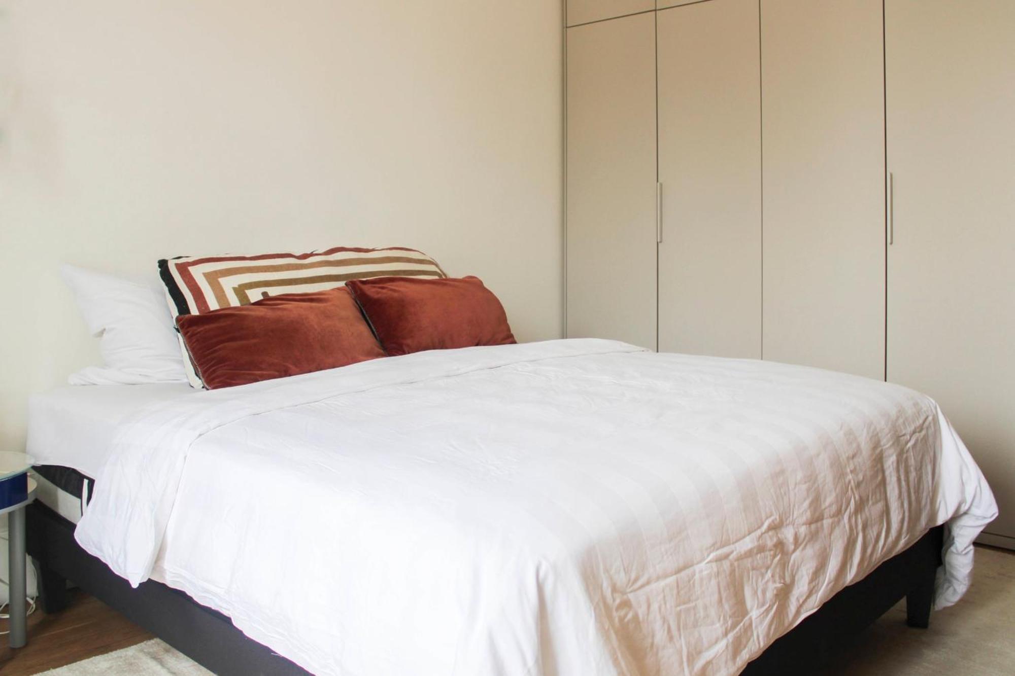 Bright With View And Comfort *